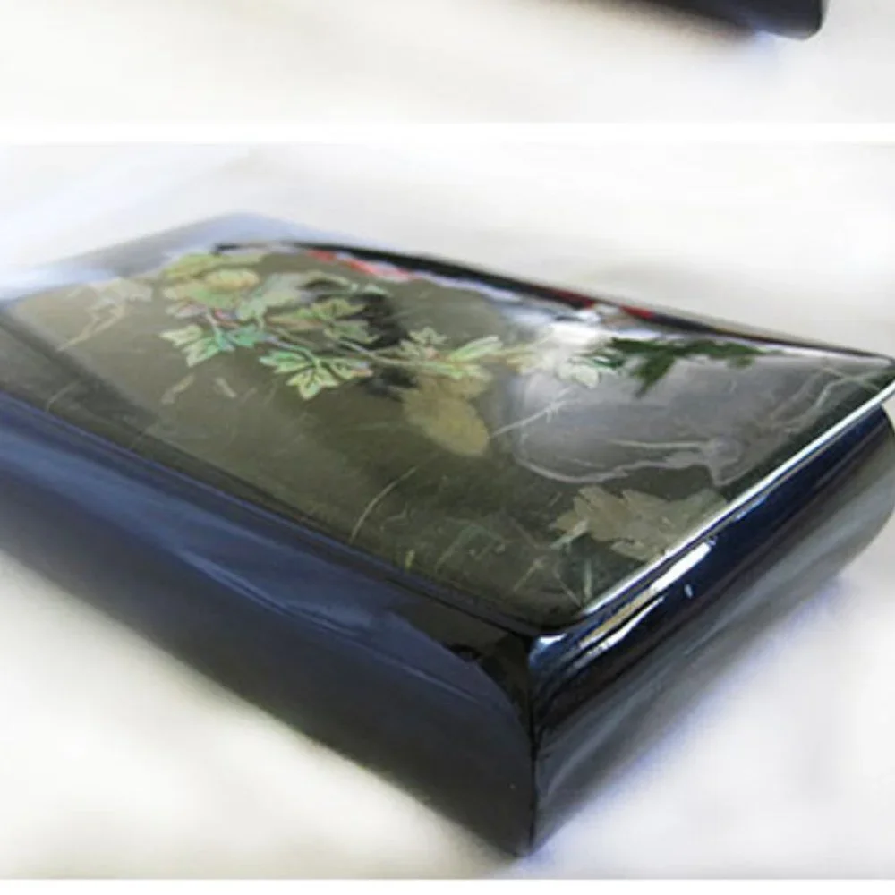 Oriental antique shell jewel box